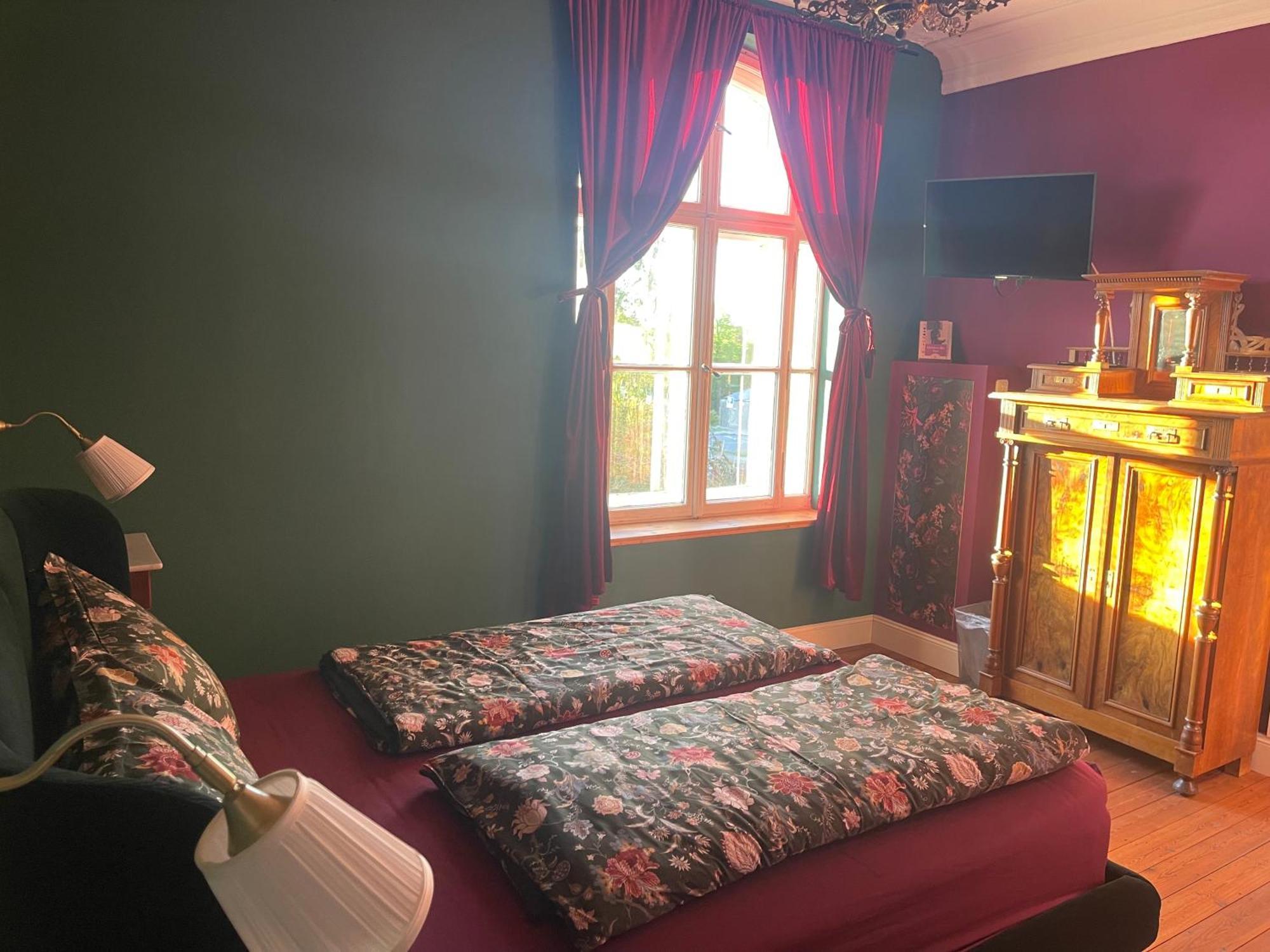 B&B Muehlenvilla Am Buetzower Hafen Экстерьер фото